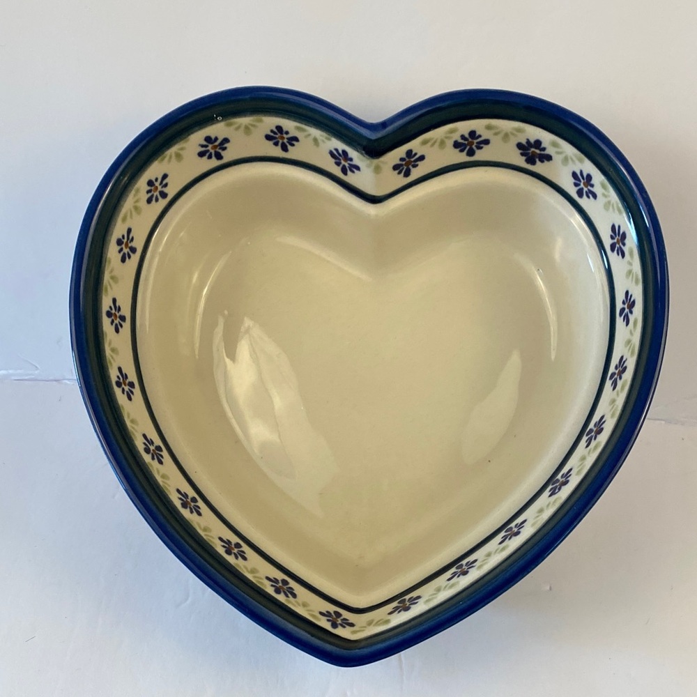 Heart-Shaped Polish Ceramic Bowl with Blue Floral Design
